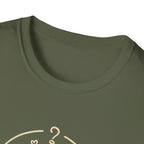 Boxing gloves in prayer T-Shirt